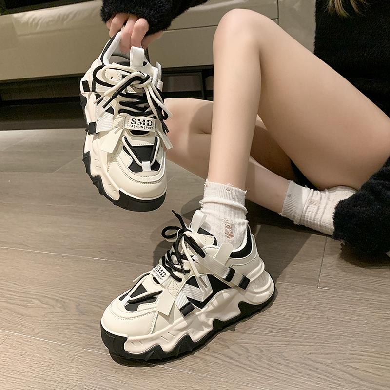 2025 Spring and Autumn New Fashionable Street Sponge Cake Shoes Mid Heel Thick Bottom Women Fashion Versatile Shoes