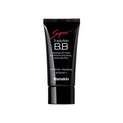 Make-up na obličej – BB a CC krémy