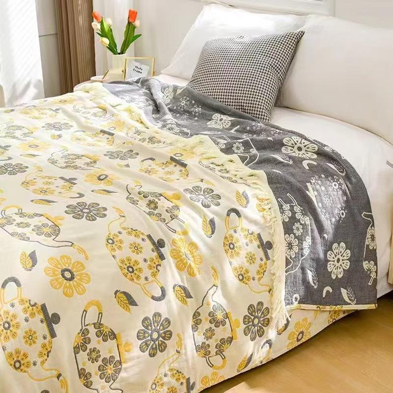 Multi-layer gauze cotton blanket bed cover towel blanket antibacterial anti-mite moisture absorption breathable soft skin-friendly blanket