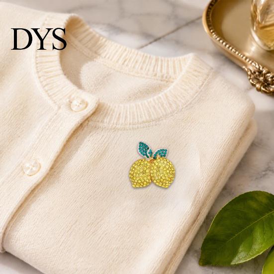 Alloy Lemon Jewelry Double Rhinestone Brooch Pin, Yellow Lapel Pin for Women Fruit Men, Badge Suit Jackets and Bags