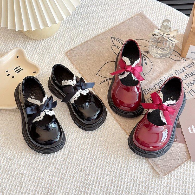 Girls shoes 2025 spring new Korean version of girls small leather shoes children's single shoes foreign style classmates soft-soled princess shoes