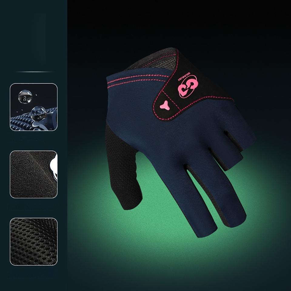 

Durable And Safe 1Pcs Billiard Gloves Comfortable Non-Slip 3-Finger Snooker Pool Gloves Ice Silk Light Sweat Breathable Wear-Resistant S