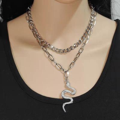 Simple Retro Multi-layer Niche Necklace for Women's Personality Creative Snake Pendant Geometric Necklace