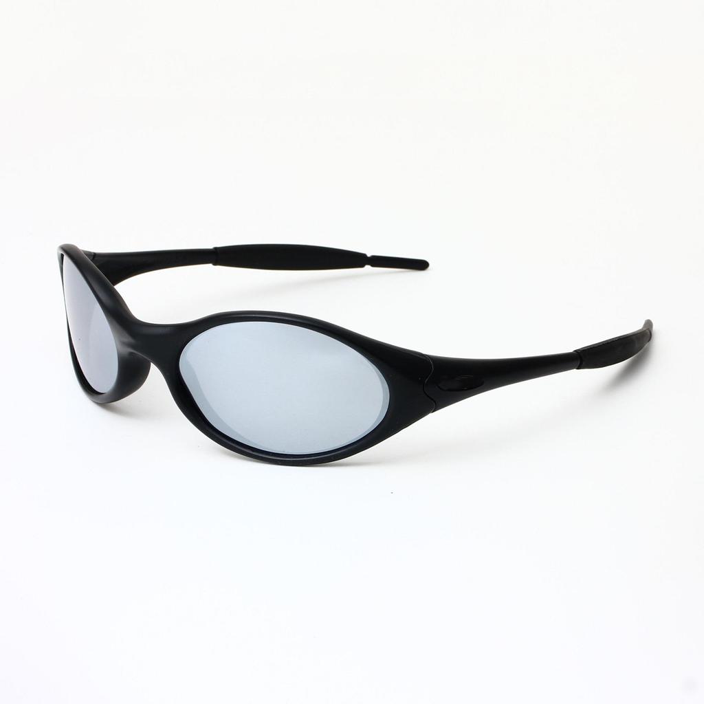 "Retro Oval Sunglasses for Outdoor Sports and Travel - Unisex Design"