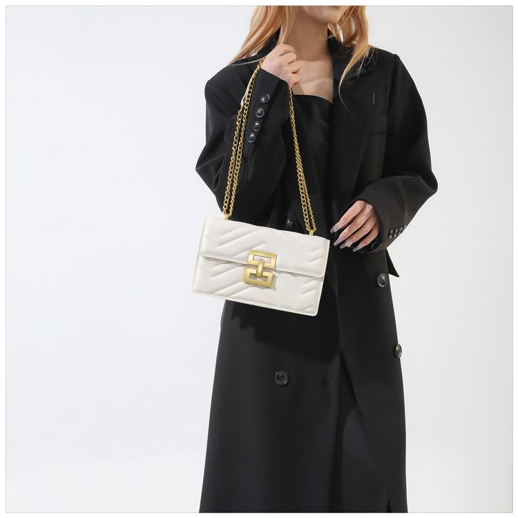 Handheld Small Square Bag for Women  Women's Versatile Niche Chain Bag  One Shoulder Crossbody Bag Trendy