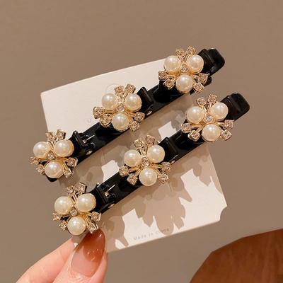 Sparkling Crystal Rhinestone Braided Hair Clover Clips for Thick Thin Hair Girls/Women Braided Hairpins Hair Styling Accessories