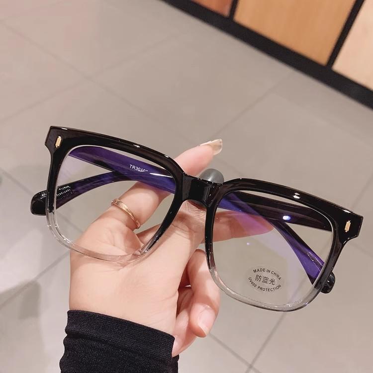 Simple Large Frame Blue Light Filteringweight Glasses Unisex Fashionable Square Black Transparent Eyeglasses Timeless Optical Spectacle Eyewear
