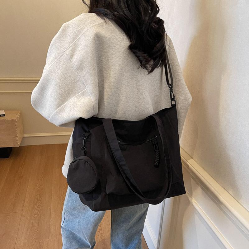 2025 New Casual Simple Large-capacity Tote Bag High-texture Cloth Bag Solid Color Shoulder Underarm Bag