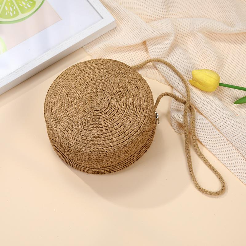 Children's bags Girls messenger bags New summer woven straw bags Seaside vacation girls round shoulder bag