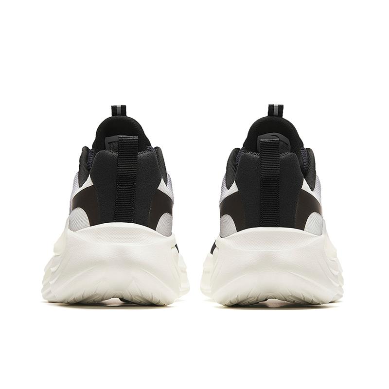 Anta Lingyun 4 Cushioning Wear-Resistant Low-Top Running Shoes Women's Black White Sneakers 922415532-1