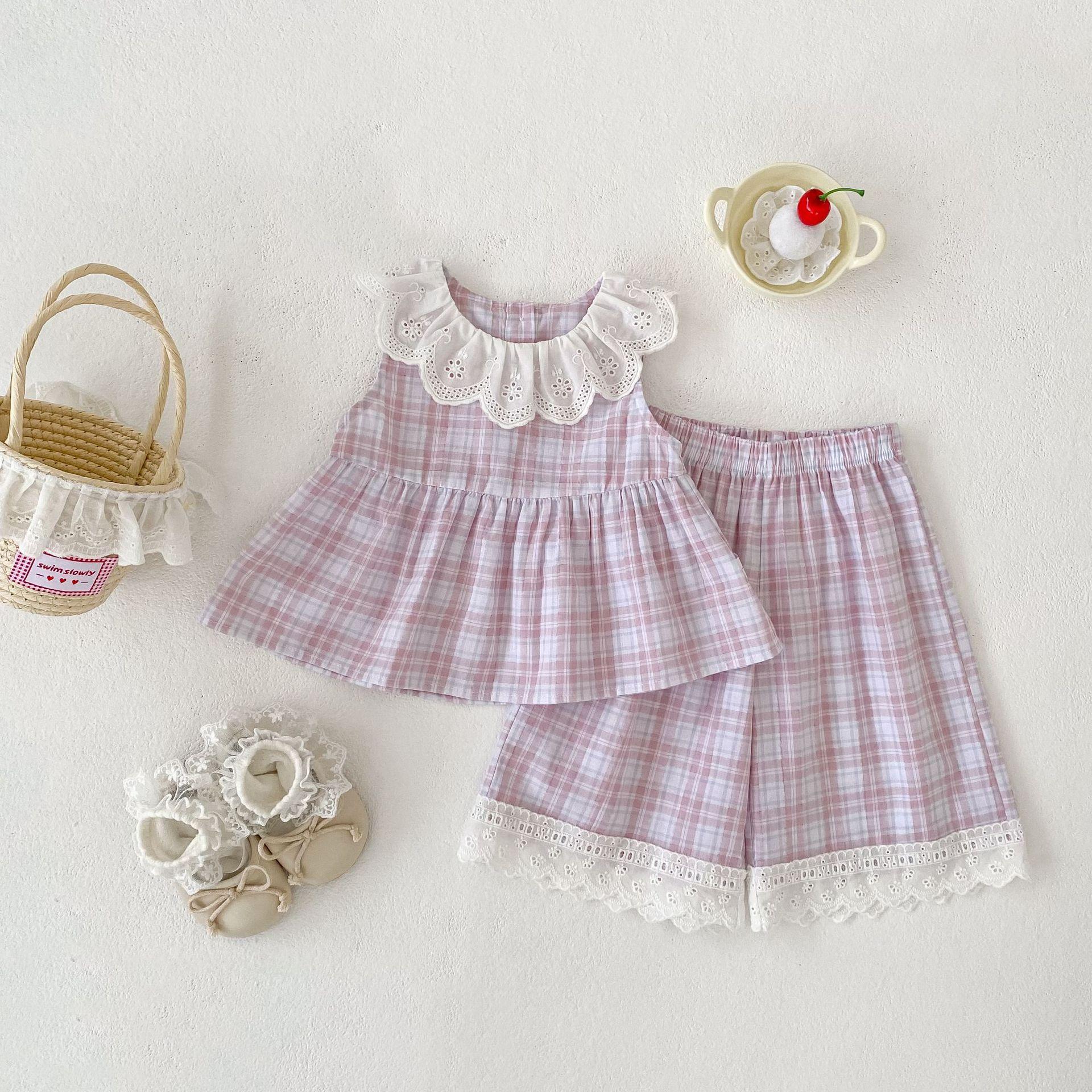 Girls Sleeveless Plaid Top with Lace Collar and Wide Leg Pants Set 73
