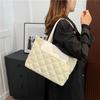 Versatile Large Retro Tote Bag Durable Nylon Handbag Ideal For Everyday Commute Women
