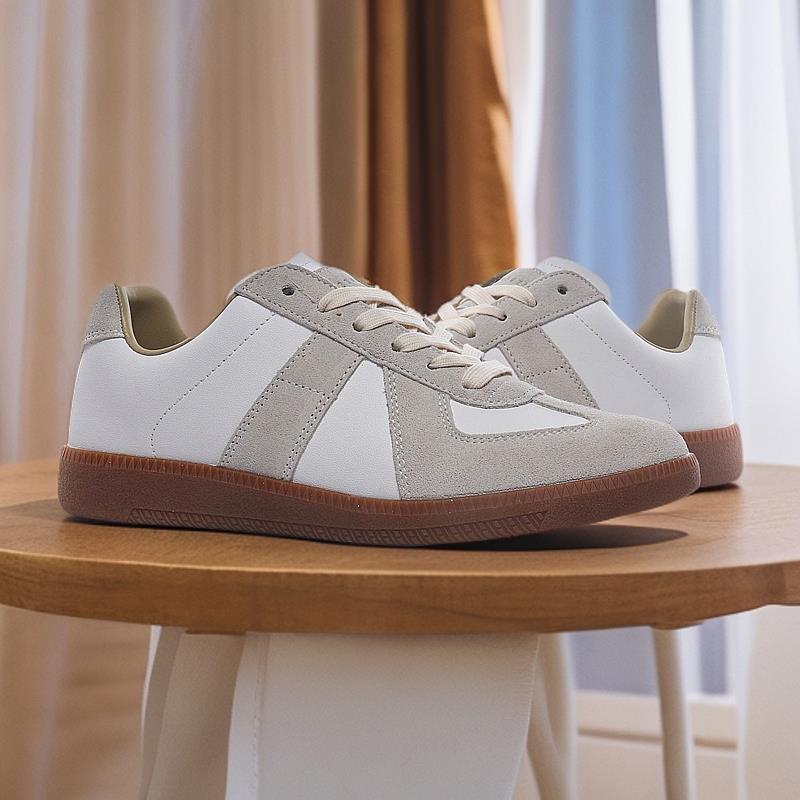 Sommer Neue Damen Schuhe Klassische Low Top Deutsche Trainingsschuhe Paar Lässig Flache Sohle Board Schuhe Herren Sportlich Kleine Weiße S