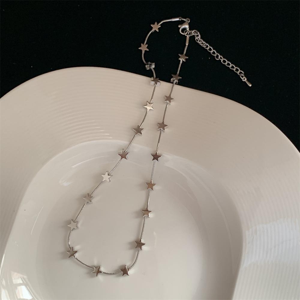 

Simple creative star necklace women s fashion sweet cool girl accessories design collarbone chain