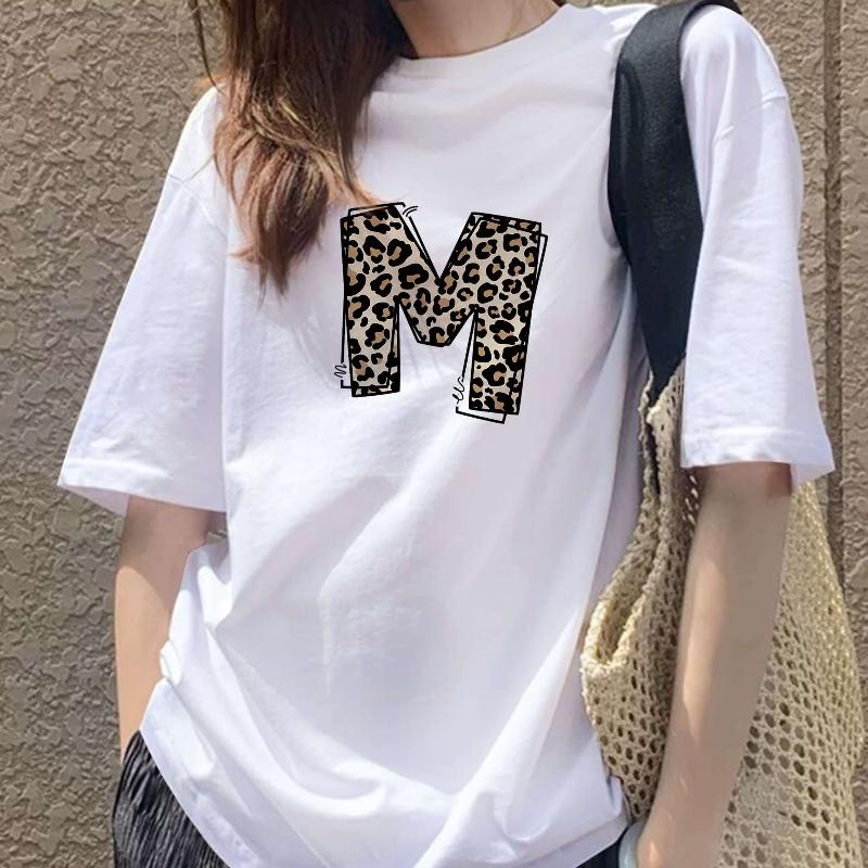 Легкая и универсальная женская футболка с коротким рукавом и вырезом лодочкой, отличная для весны S белый