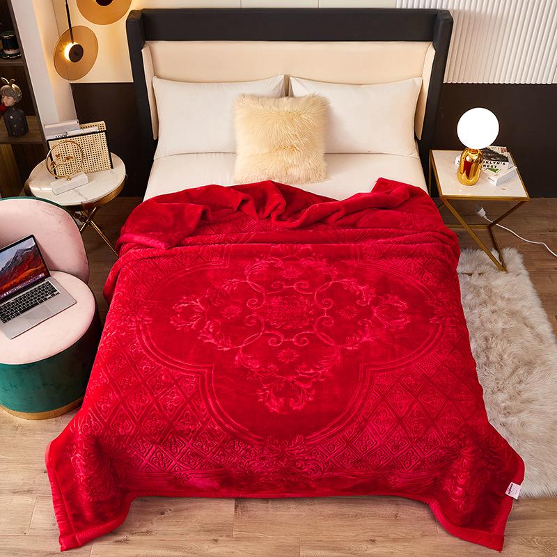 Winter Thickened Raschel Wedding Blanket – Double Layer Quilt for Students & Couples