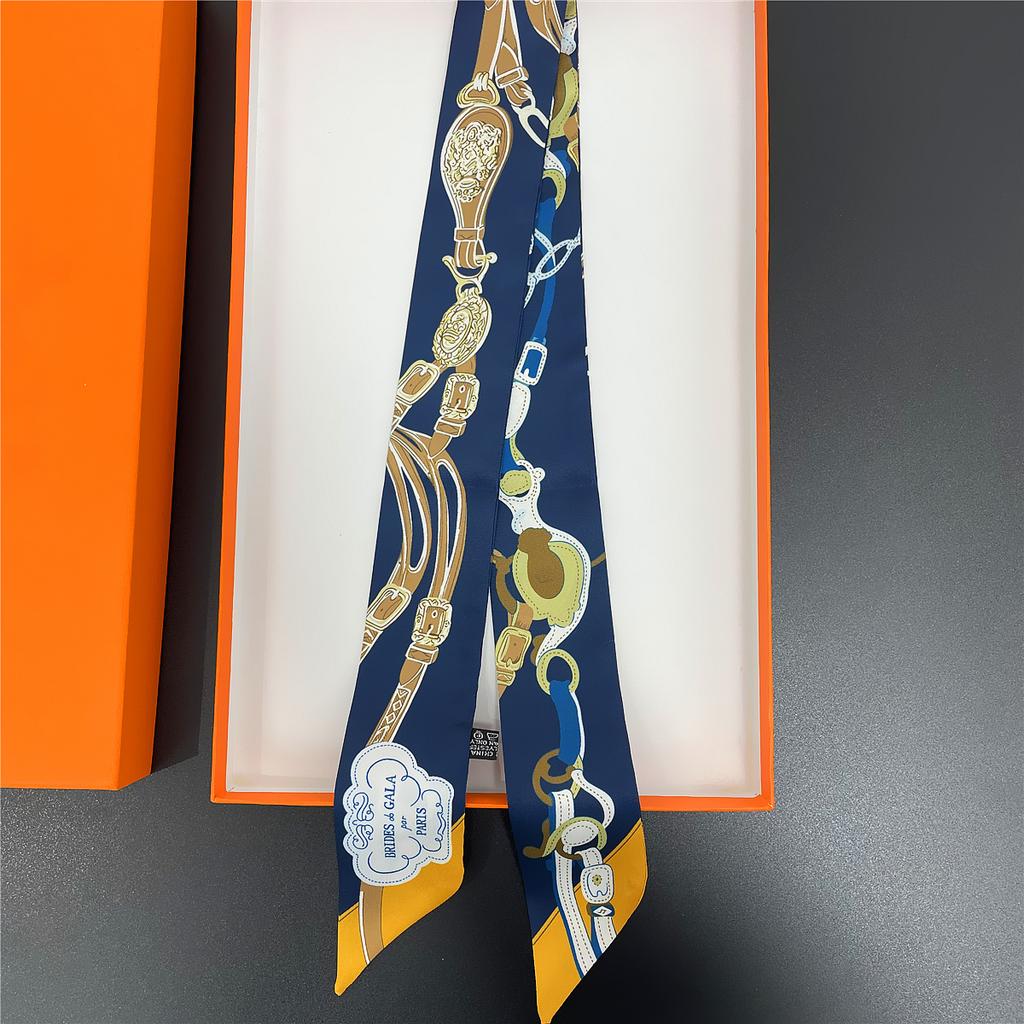 2024 Markendesign Karomuster Seidenschal Luxusschal Damen Foulard Schmaler Taschenschal Halstuch für Damen Mode Haar Stirnband