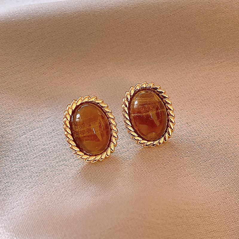 Silver Needle Geometric Irregular Resin Y2K Earrings - Retro Stud Ear Accessories for Women