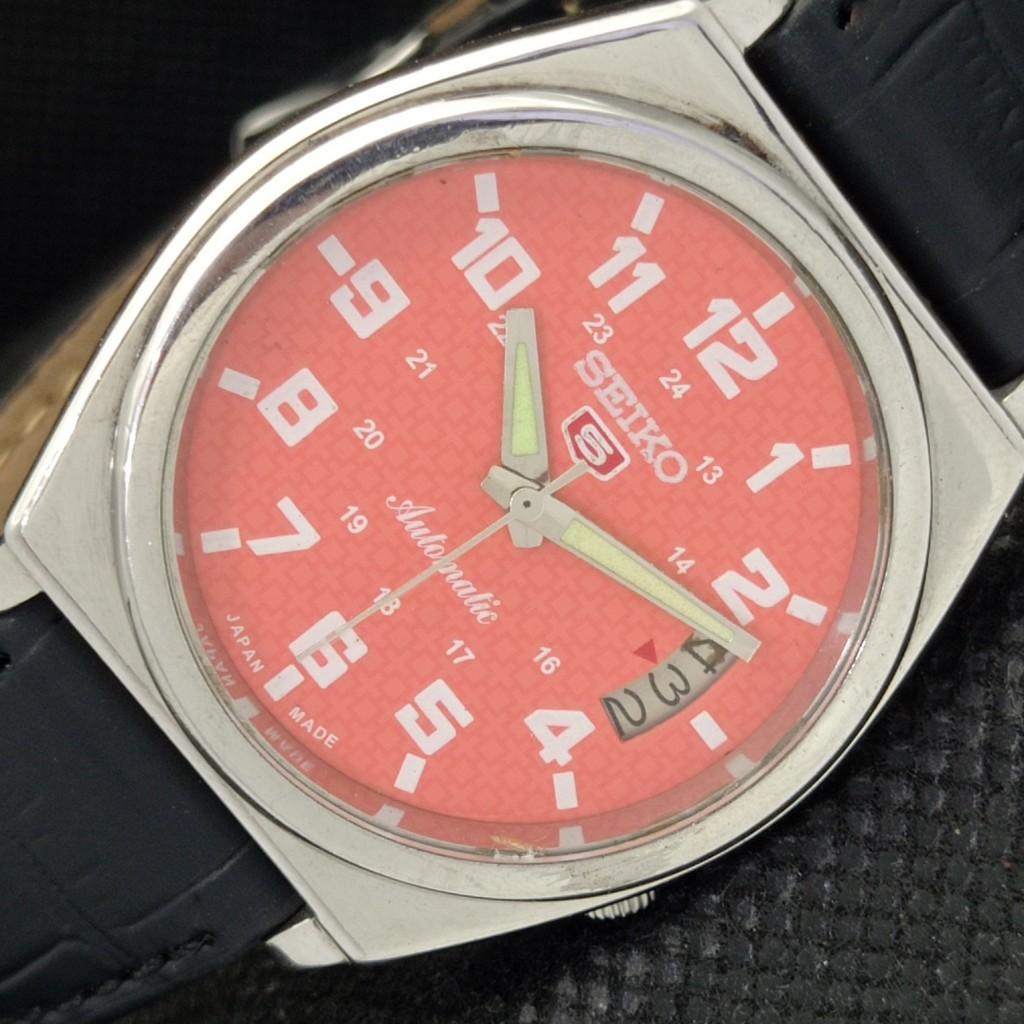 

Б/У винтажные часы SEIKO 5 AUTOMATIC 7019A JAPAN MENS DATE PEACH WATCH 593a-a311291-2 SKU593a-a311291