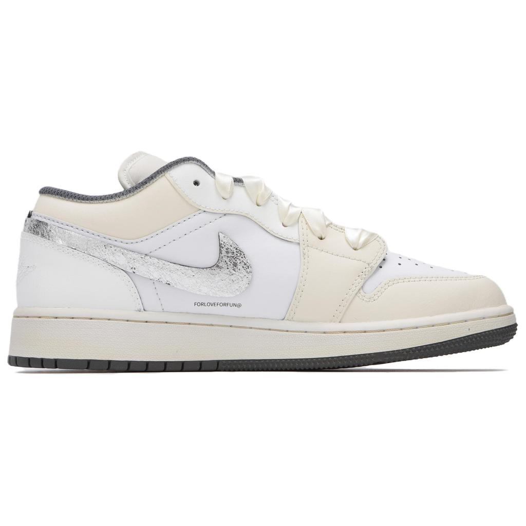 Jordan Air Jordan 1 Low top Vintage Basketball Shoes Men's Ecru 553558-044(Team24-)