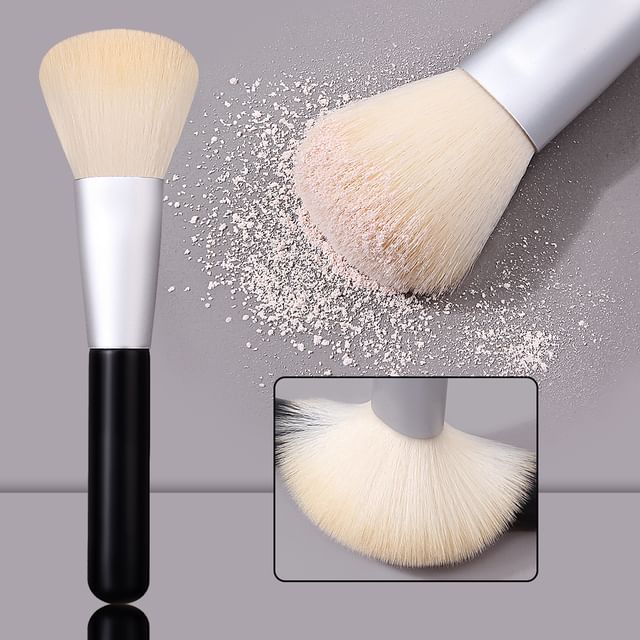 

REGENBOOG - Beige Blush Brush White