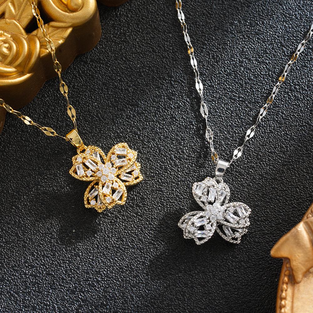 Elegant Hollow Butterfly Zircon Necklace - Women's Copper Clavicle Chain Pendant