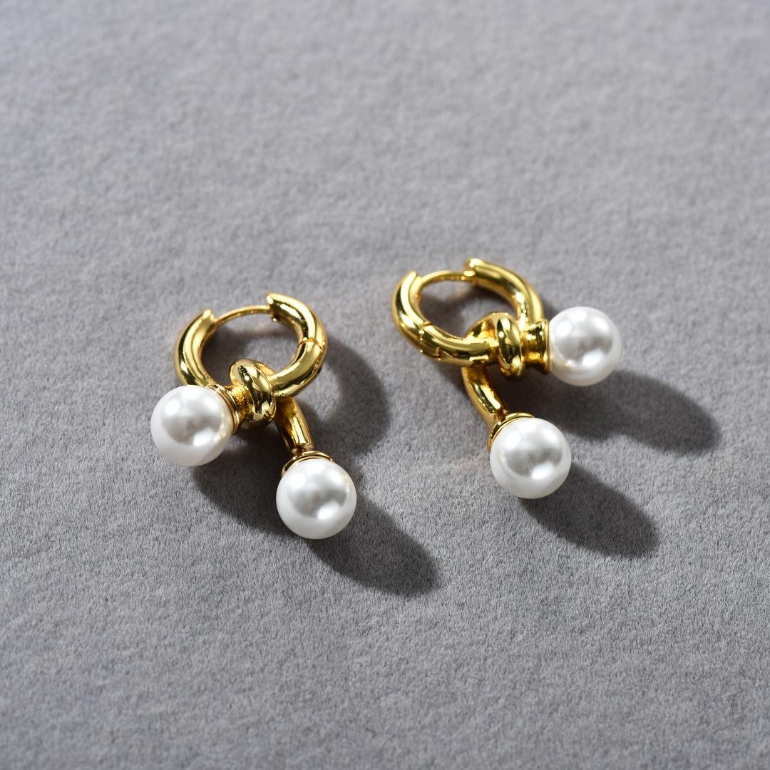 Niche Design Style Temperament Fashion Personality Unique Knotted Pearl Ear Buckle Earrings Fashion Commuter Earrings