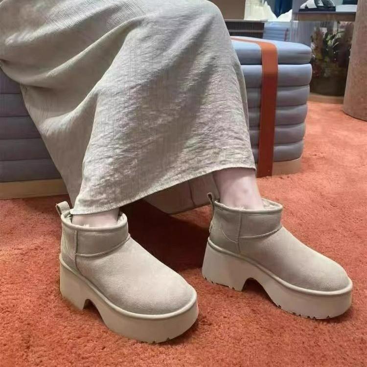 Thickened Snow Boots Women's 2025 New Thick-soled Cattle Anti-velvet Thickened and Fur Integrated Warm Cotton Shoes One Pedal