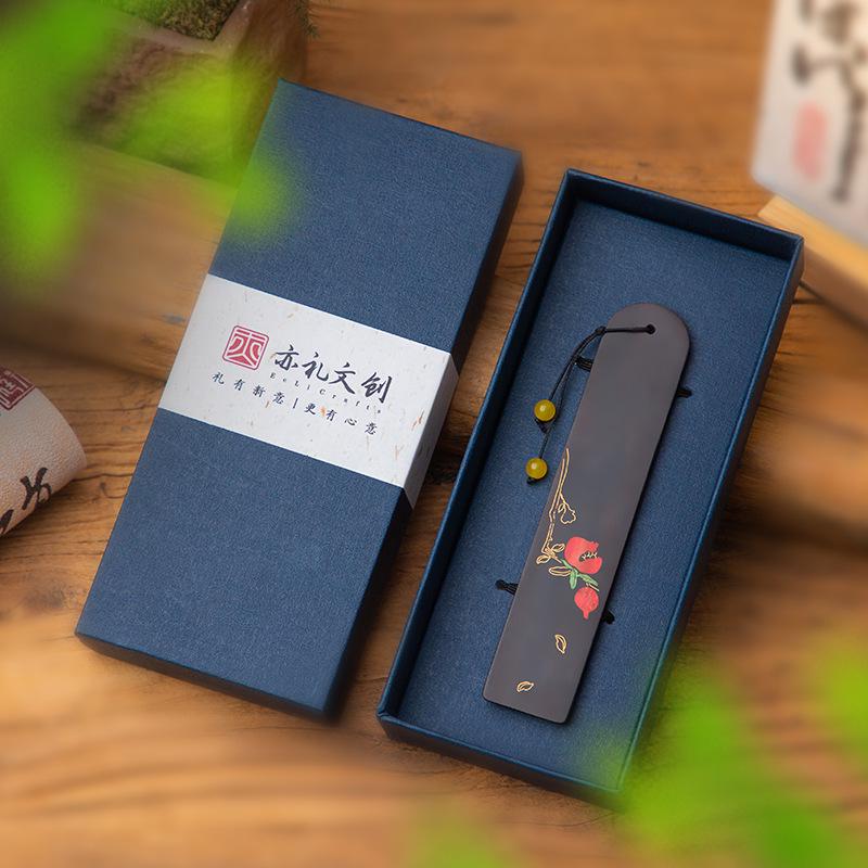 High-End Rosewood Panda Bookmark with Exquisite Gift Box - Classical Chinese Style, Palace Museum Cultural Creation