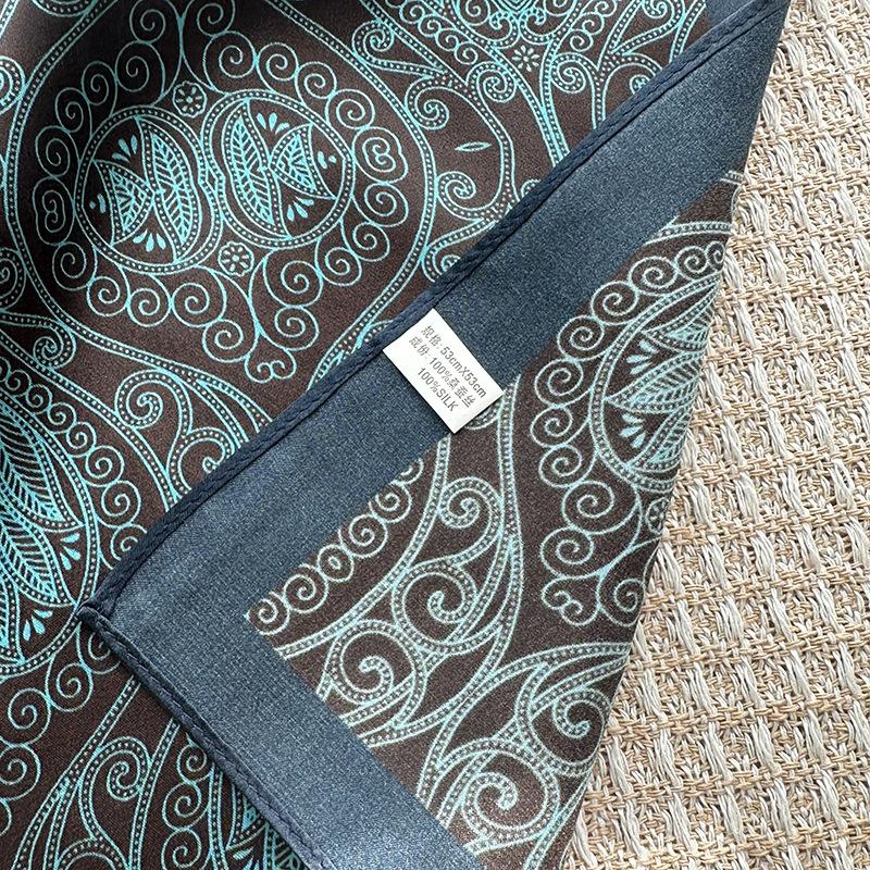 Gem Green Temperament Totem Silk Scarf Women's Spring Fashion 11cm Small Square Scarf Versatile Neck Protection Scarf Small Scarf