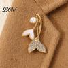Fishtail Pearl Pin Brooch Pin, Strong Buckle Design, Sturdy Alloy Electroplated Finish Brooch, Marine Style for Coats Shirts Bags Accessories