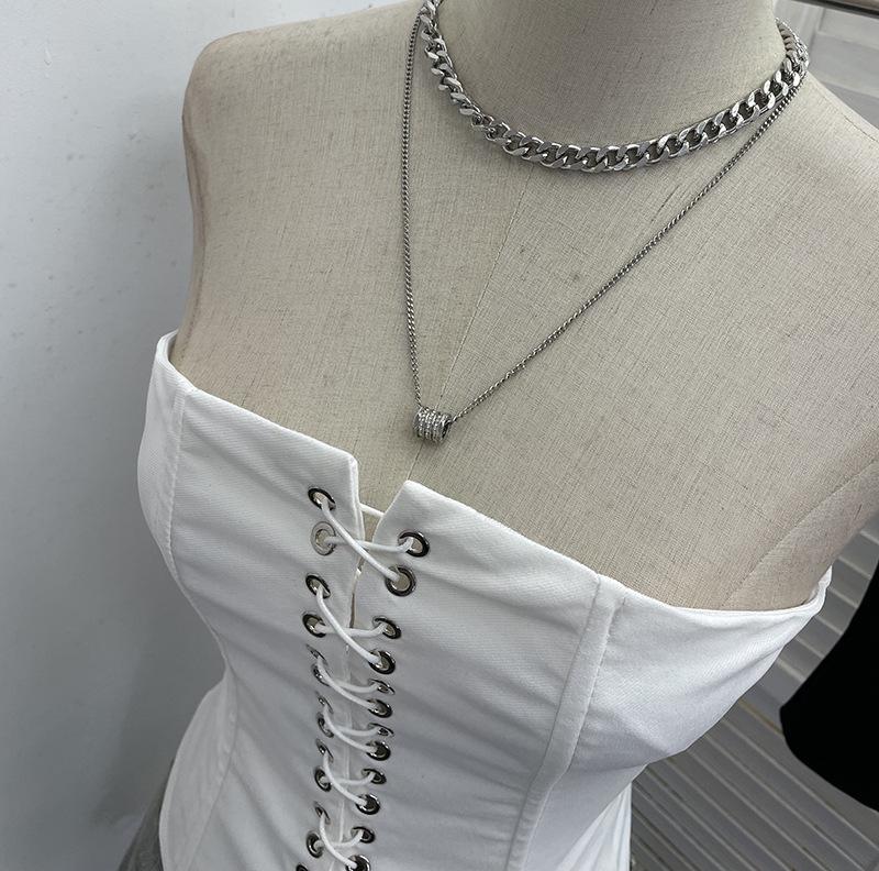 Spicy Girl Strapless Waist-Cinching Crop Top with Anti-Slip Design and Cutout Details (Style 2829)