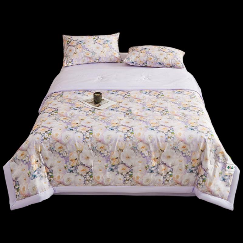 

Southern Living Floral Scented Cooling Quilt