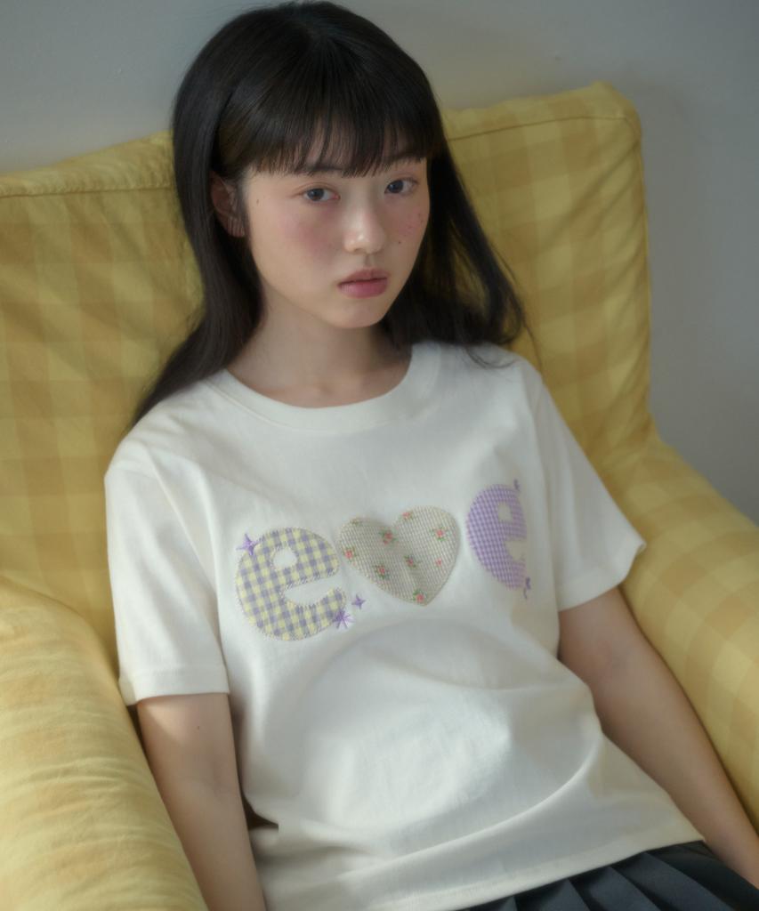 AMBLER Check Flower Graphic Short Sleeve T-Shirt As1311 (Ivory)