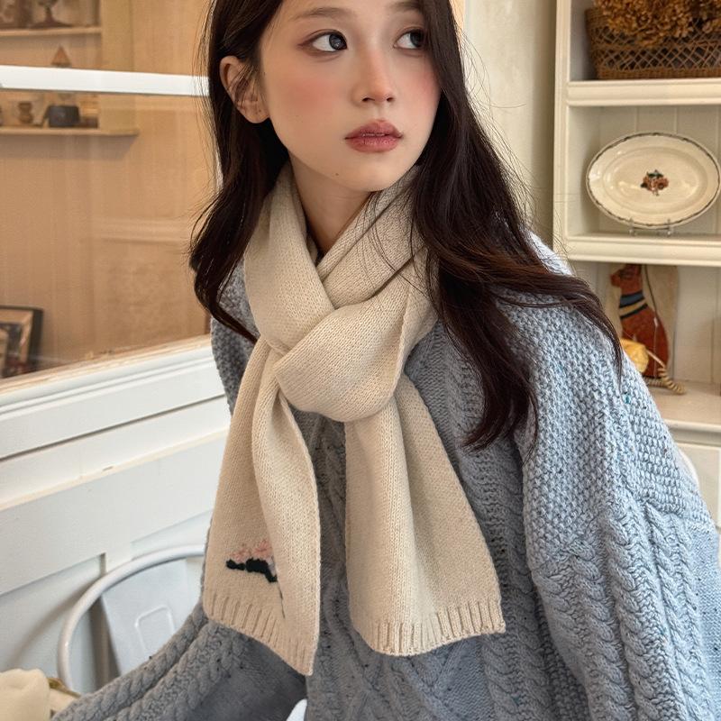 New Autumn and Winter Knitted Scarf with Embroidered Small Flowers Warm Neck Protection Scarf Autumn and Winter Atmosphere Warm Korean Style Scarf