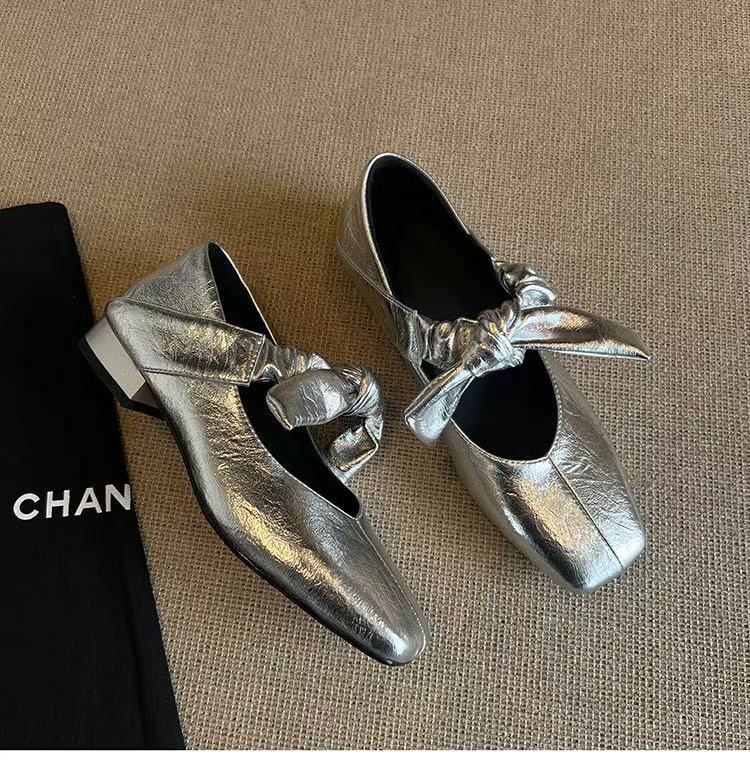 

Версия из овчины~ Туфли Мэри Джейн с бантом женские французская мягкая подошва с юбкой квадратный носок плоская подошва с неглубоким вырезом одинарная туфля 40 серебряный