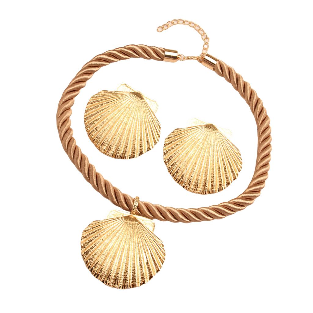 Shell Pendant Necklace and Earring Set High Gloss Handmade Versatile Jewelry Stylish Accessories for Weddings and Dates