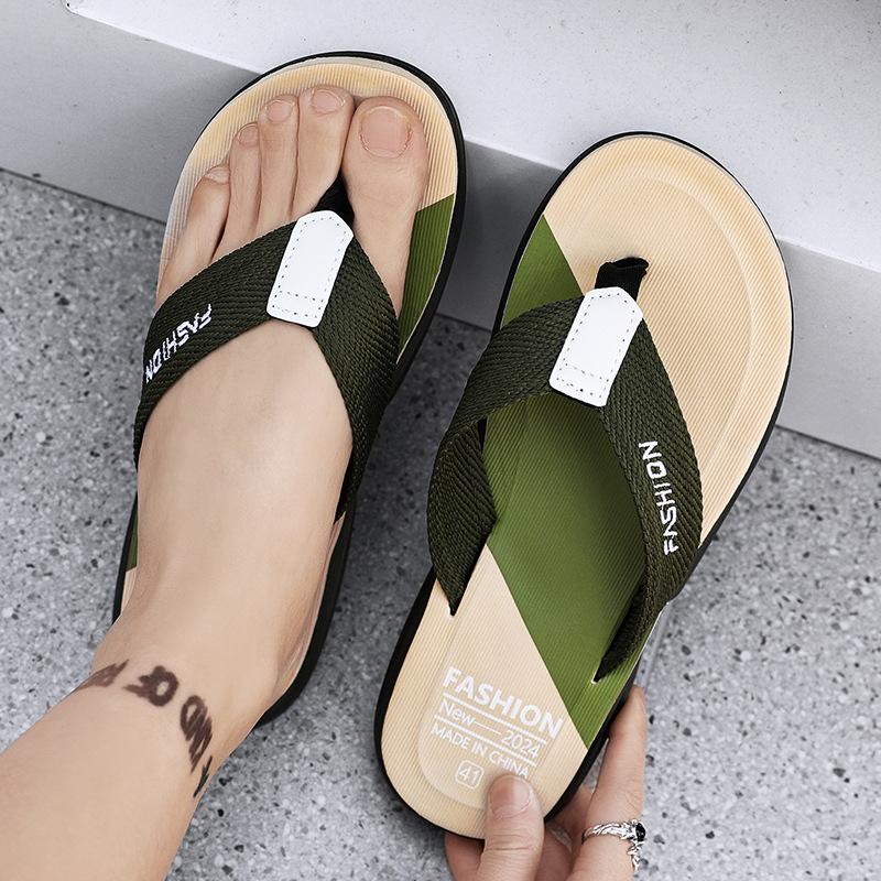 Summer new men's shoes trendy soft-soled flip-flops teenagers outdoor non-slip and deodorant casual sandals tide sandals