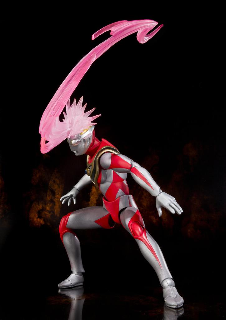 TAMASHII NATIONS Ultraman Gaia ULTRA-ACT (V2)
