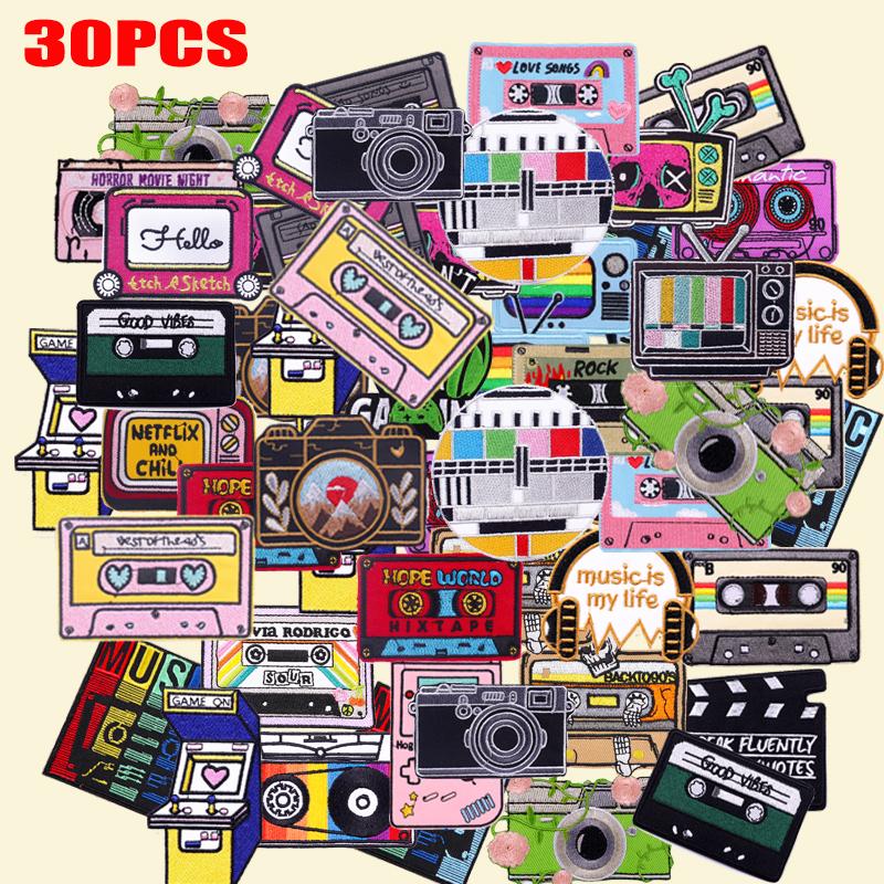 10 /20 /30 /40 /50pcs Random Send Tape Tv /Cartoon Letter Embroidered Patch Diy Iron On Patches For Clothing Thermoadhesive Patches 