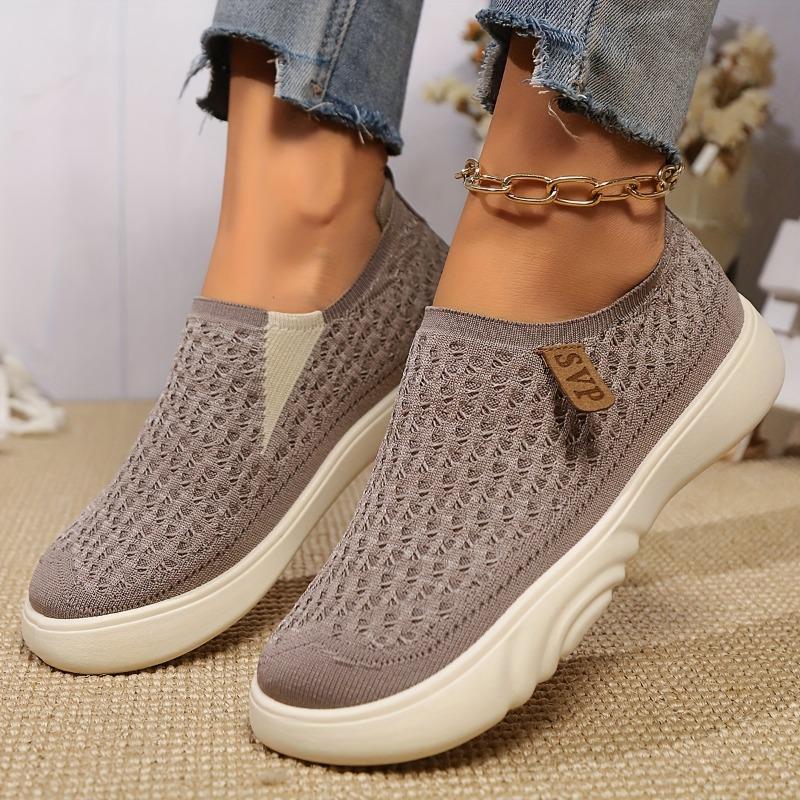 Shoes Women's Hundred Summer New Fly Weave Breathable Not Stinky Feet Casual Shoes Soft Bottom Sneakers Mesh Breathable Women's Shoes