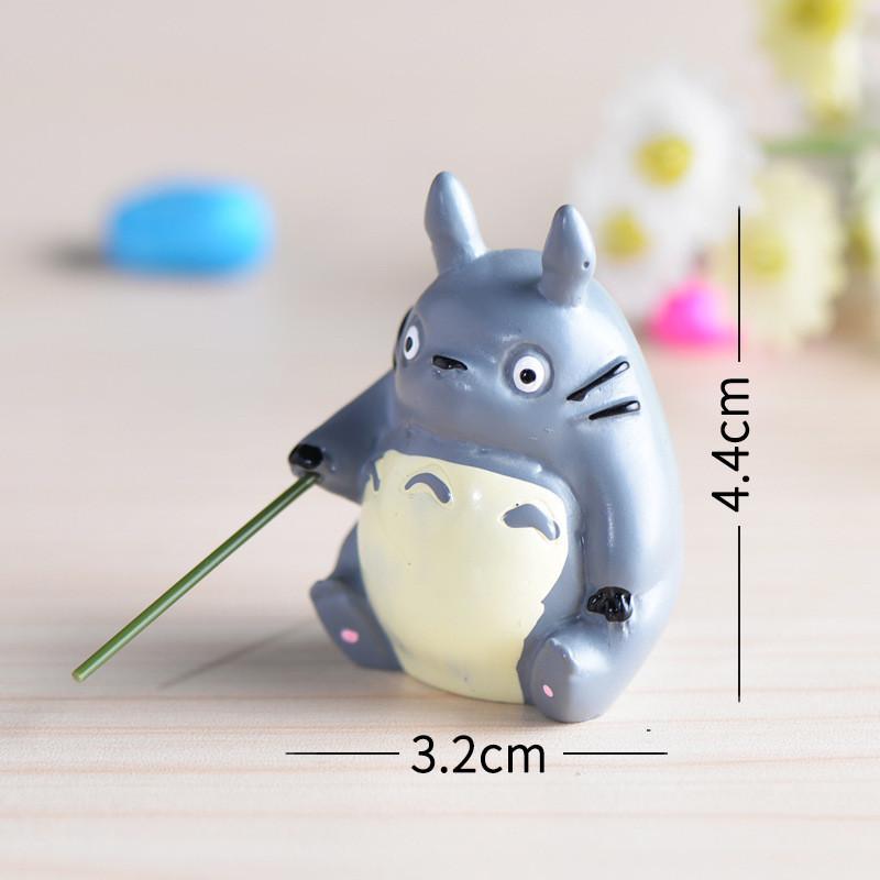Modern Minimalist Style Plastic Cartoon Character Model