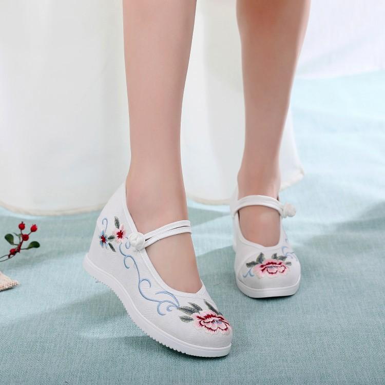 Fashion Chinese - Style Embroidered Wedge Mary Janes | Hanfu & Qipao - Friendly Daily Commute Ancient - Style Shoes