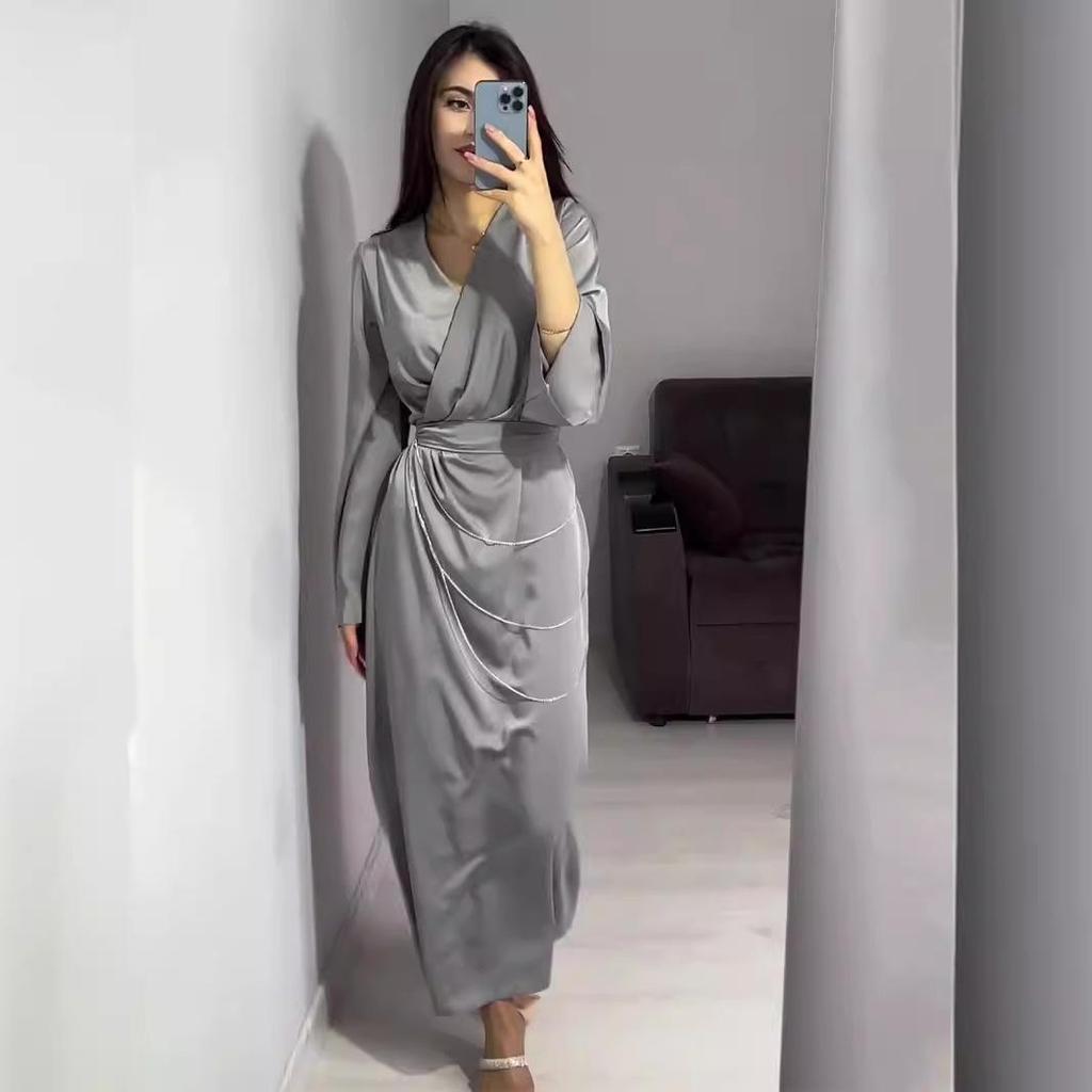 2025 Spring Women's Solid Color Satin Long Dress with Chain Waist