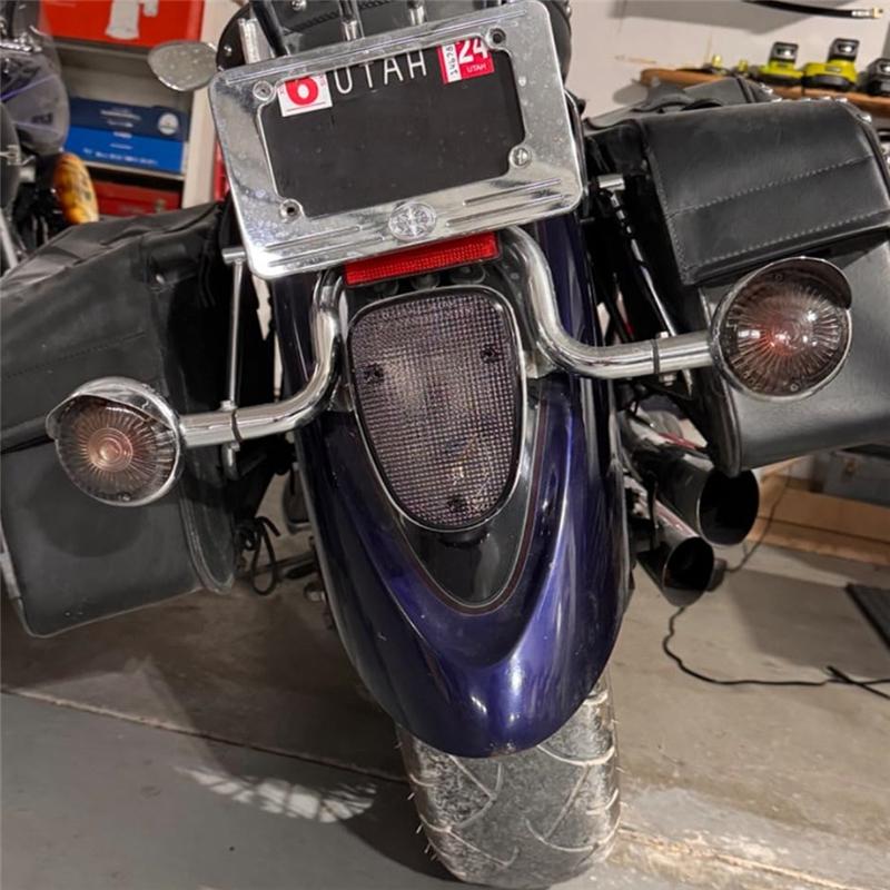 

NEW-Motorcycle Rear Tail Light Turn Signal Lamp Integrated For XVS650 Classic V-Star 650 XVZ1300 Royal Star