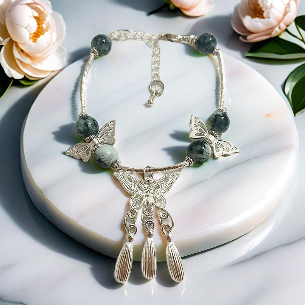 Cat's Eye Moonstone Butterfly Bracelet for Women – Trendy, Versatile Beaded Design, Perfect Student Gift