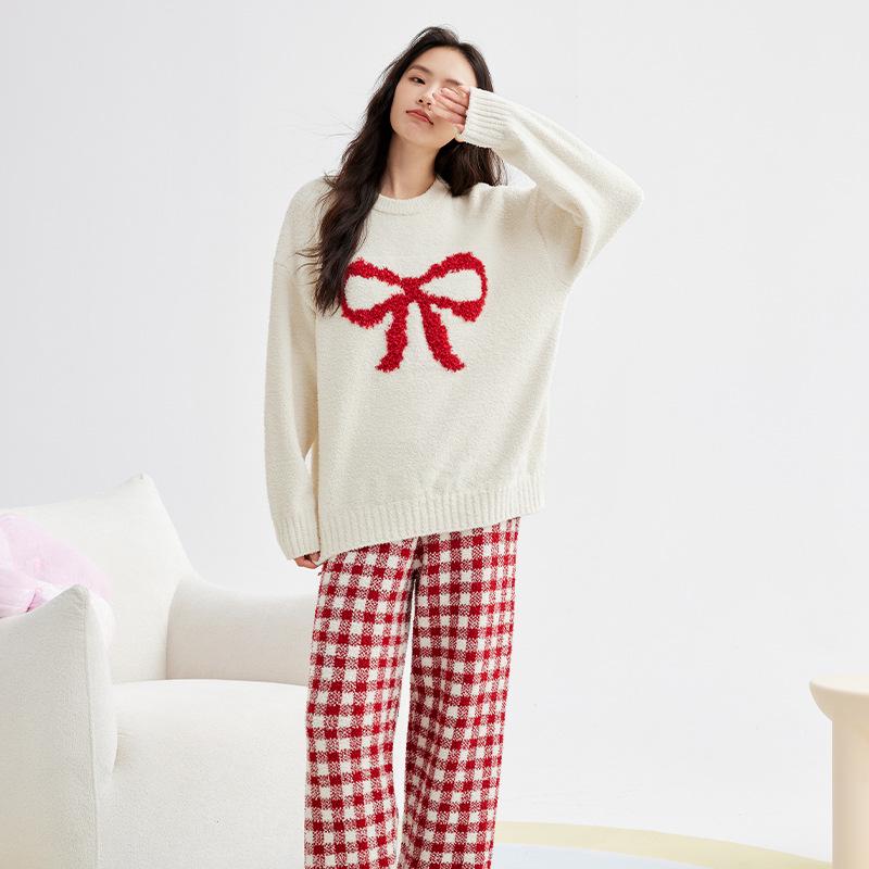 Cozy Husky Print Velvet Pullover Pajamas Set for Women & Couples, Suitable for Indoor & Outdoor Wear
