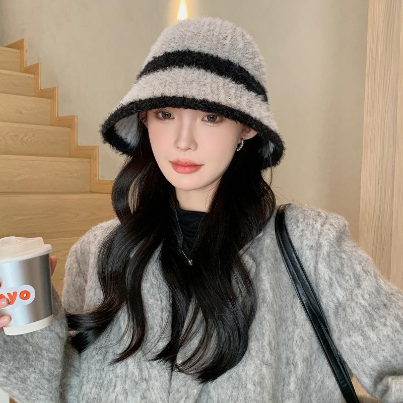 Hat women's autumn and winter new lamb plush bucket hat color matching versatile bucket hat warm and cold knitted basin hat tide