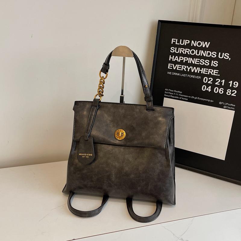 Premium Texture Retro Backpack Women's Autumn and Winter New Versatile Student Backpack Portable Commuter Bag Messenger Bag