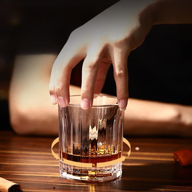 Rotating Whiskey Glass Old Fashioned Glass for Drinking Bourbon,Scotch,Cocktails ,Whisky, Shake Cup Creative Personality Glass